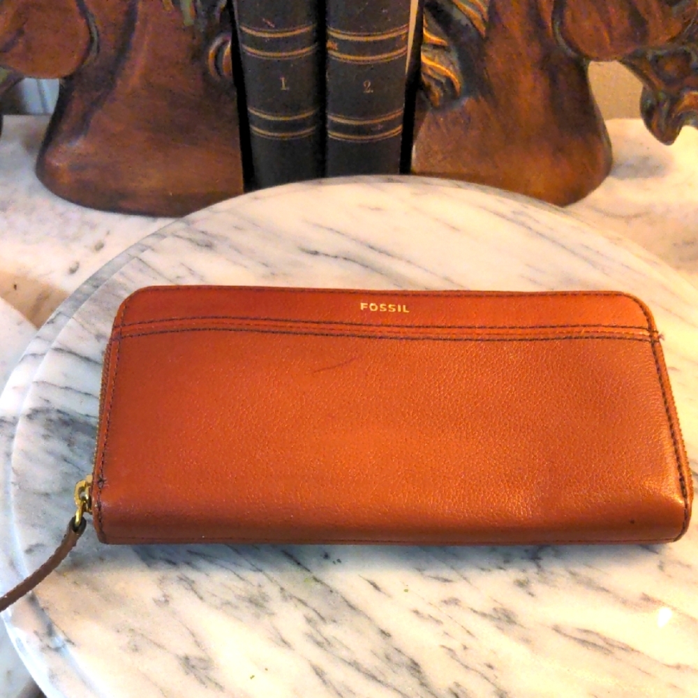 Fossil Leather Zip Around Wallet